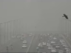 खतरनाक स्तर पर पहुंचा दिल्ली-NCR का वायु प्रदूषण, GRAP-2 लागू, इन चीजों पर लगी पाबंदी