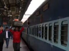 10 साल में कितनी सुधरी रेलवे की दशा: किराया आसमान पर, वेटिंग लिस्ट हजारों में