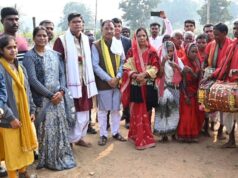 मुख्यमंत्री श्री विष्णुदेव साय रायगढ़ जिले के ग्राम भुईयापानी में भगवान शिव और बजरंगबली के दर्शन के लिए पहुंचे