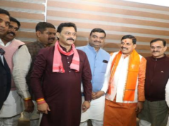 नव नियुक्त मुख्यमंत्री डॉ. यादव ने सांसद श्री शर्मा के निवास पहुंचकर सौजन्य भेंट की