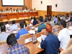 शहरों में विकास और सुविधाएं बढ़ाने प्रतिबद्धता के साथ काम करें अधिकारी – श्री अरुण साव