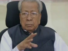 राज्यपाल श्री हरिचंदन ने श्री लालकृष्ण आडवाणी से मुलाकात कर उन्हें बधाई दी