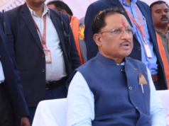 कांसाबेल के ग्राम मुडाटोली में अखिल भारतीय कंवर समाज अंचल स्तरीय वार्षिक सम्मेलन सह मिलन समारोह 2024 अंतर्गत कार्यक्रम स्थल पर मुख्यमंत्री श्री विष्णु देव साय पहुँचे