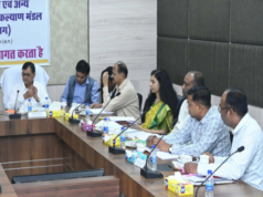 प्रवासी श्रमिकों और निर्माणी श्रमिकों को दिलाएं श्रम योजना का लाभ : श्रम मंत्री श्री देवांगन