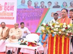 मुख्यमंत्री श्री विष्णु देव साय राजधानी रायपुर के शंकर नगर स्थित दुर्गा मैदान में आयोजित शक्ति वंदन अभियान में शामिल हुए
