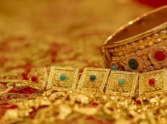 सोना 600 रुपये तक हुआ सस्ता, चांदी के दाम में आई 1200 रुपये की बड़ी गिरावट