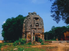 विशेष लेख : जिले का अनोखा घाघरा मंदिर बिना जोड़ वाली पत्थरों की बना है रहस्यमयी संरचना