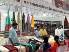 बीटीआई ग्राउण्ड शंकर नगर में लगी ग्रामोद्योग प्रदर्शनी को मिल रहा शानदार प्रतिसाद….