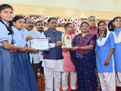 मुख्यमंत्री श्री विष्णुदेव साय शहीद विनोद सिंह कौशिक मेधावी छात्र अभिनंदन समारोह में शामिल, मेधावी छात्रों का बढ़ाया उत्साह