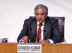 चुनाव आयोग की राहुल गांधी को चेतावनी- 7 दिन में हलफनामा दें या फिर देश से माफी मांगें