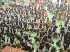 अहिल्याश्रम क्रमांक-2 की सैकड़ों छात्राओं ने मिट्टी के मंगलमूर्ति का किया निर्माण