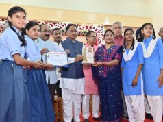 मुख्यमंत्री विष्णुदेव साय शहीद विनोद सिंह कौशिक मेधावी छात्र अभिनंदन समारोह में शामिल, मेधावी छात्रों का बढ़ाया उत्साह….