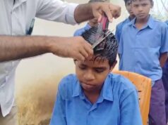 ‘सैलून वाले गुरुजी’: बच्चों को पढ़ाई के साथ मुफ्त हेयर कटिंग की अनोखी सौगात