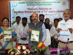 रायपुर : फसलों में बीमारियों के नियंत्रण के लिए जैव नियंत्रकों का उपयोग करें : डॉ. चंदेल