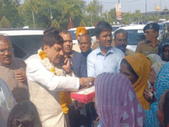 मुख्यमंत्री डॉ. यादव का लाड़ली बहनों और स्वच्छता दीदियों ने किया स्वागत और जताया आभार