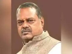 दिव्यांगजन की मोट्रेट साइकल रिपेयरिंग व्यवस्था जिलास्तर पर करें : मंत्री कुशवाह