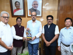 राज्यपाल रमेन डेका से राज्य अनुसूचित जनजाति आयोग के अध्यक्ष मंडावी ने सौजन्य मुलाकात की…