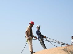 जशपुर जम्बुरी 2025 : देशदेखा में 120 पर्यटक ले रहे रॉक क्लाइंबिंग का रोमांच, विशेषज्ञों की निगरानी में सुरक्षित साहसिक अनुभव….