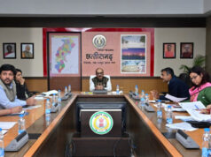 आधार कार्ड सभी को उपलब्ध करायें: मुख्य सचिव विकासशील….