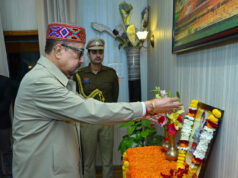 राज्यपाल रमेन डेका ने वीर बाल दिवस पर पुष्पांजलि अर्पित की….