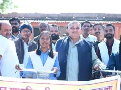 पर्यटन एवं संस्कृति मंत्री राजेश अग्रवाल ने सरस्वती साइकिल योजना के तहत मेंड्रॉकला विद्यालय में छात्राओं को साइकिल वितरित की….