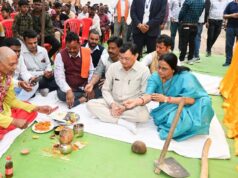 उद्योग मंत्री लखन लाल देवांगन ने दर्री क्षेत्र क़े 5 शासकीय स्कूलों को नवीन भवन की दी सौगात…..