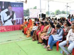 अंतर्राष्ट्रीय महिला दिवस पर ग्राम छतौना में वृहद महतारी वंदन सम्मेलन आयोजित, मुख्यमंत्री साय वर्चुअल माध्यम से हुए शामिल, महिलाओं के खातों में किया 684 करोड़ रूपए का किया अंतरित, दी बधाई…..