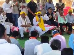 उप मुख्यमंत्री अरुण साव ने आम पेड़ के नीचे लगाई चौपाल, ग्रामीणों से योजनाओं का लिया फीडबैक, देवगुड़ी निर्माण के लिए 5 लाख देने की घोषणा….