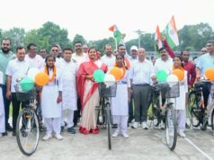 मंत्री लक्ष्मी राजवाड़े ने सरस्वती साइकिल योजना के तहत छात्राओं को बांटी साइकिलें…..