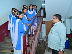 तर्रीघाट हाई स्कूल पहुंचे शिक्षा मंत्री गजेन्द्र यादव, विद्यार्थियों से किया संवाद; गुणवत्तापूर्ण शिक्षा और सर्वांगीण विकास पर दिया जोर….