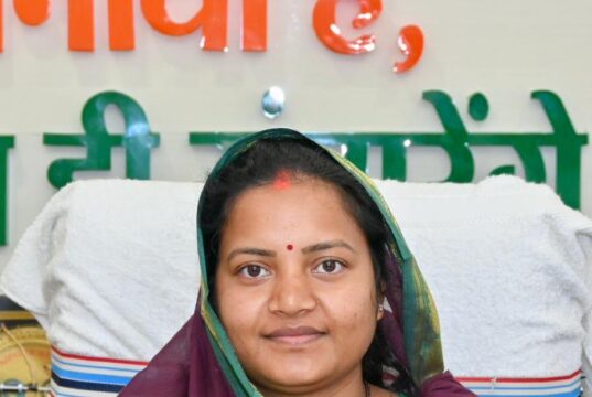मंत्री लक्ष्मी राजवाड़े के प्रयासों से भटगांव विधानसभा में विकास को मिली नई रफ्तार, 33.64 लाख रूपये के विकास कार्य स्वीकृत, यात्री प्रतीक्षालय, सड़क, पुलिया और स्कूल में बाउंड्रीवॉल का होगा निर्माण…..