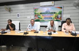 विकसित ग्राम पंचायत योजना तैयार करने राज्य स्तरीय मास्टर ट्रेनर्स का प्रशिक्षण आयोजित, आयुक्त तारन प्रकाश सिन्हा की अध्यक्षता में सभी जिलों के सहायक परियोजना अधिकारियों एवं प्रोग्रामरों को दिया गया प्रशिक्षण….