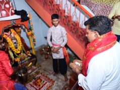 महाअष्टमी पर उप मुख्यमंत्री विजय शर्मा ने किए मां दंतेश्वरी, मां परमेश्वरी और मां चंडी के दर्शन….